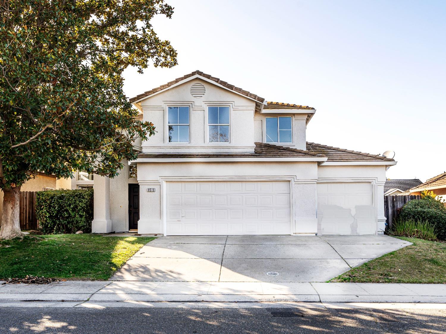 Photo of 8513 Zachis Wy in Antelope, CA