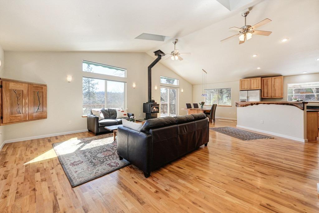22195 Placer Hills Road, Colfax, CA 95713