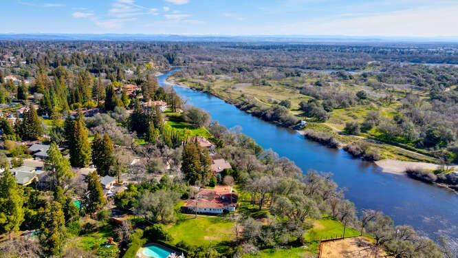 Photo of 3501-3505 Bluff Ct in Carmichael, CA