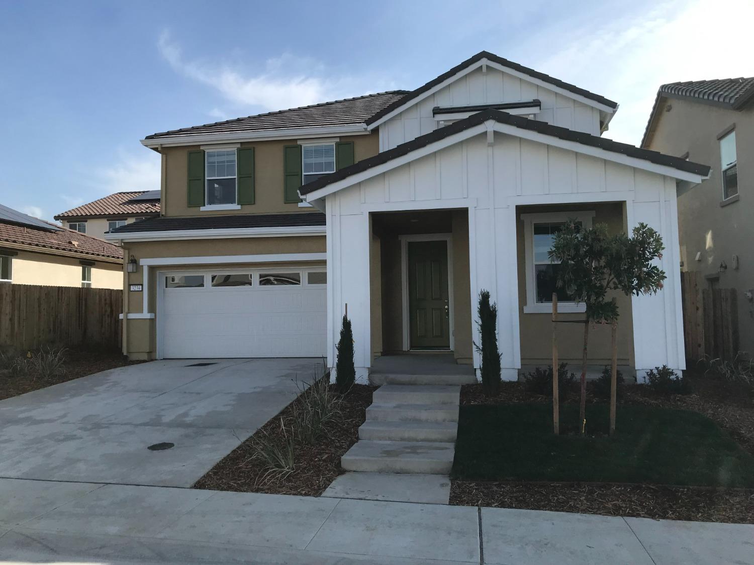 Photo of 3234 Owl Creek Wy in Folsom, CA