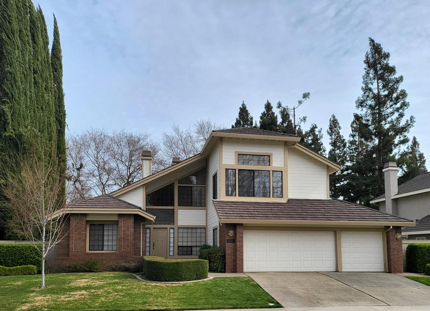 Photo of 11743 Hollenbeck Wy in Rancho Cordova, CA