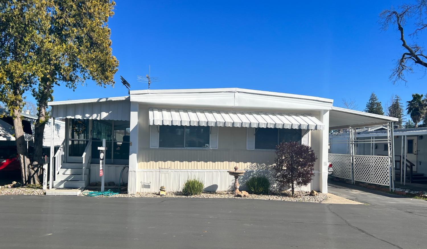 Photo of 5218 Brook Park Ln in Sacramento, CA