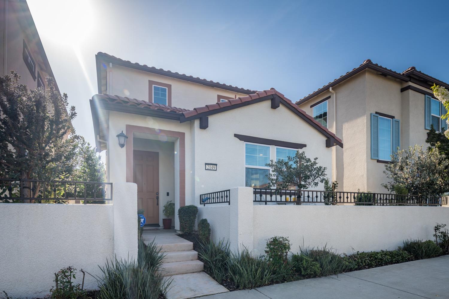 2149 Pleasant Grove Boulevard, Roseville, CA 95747