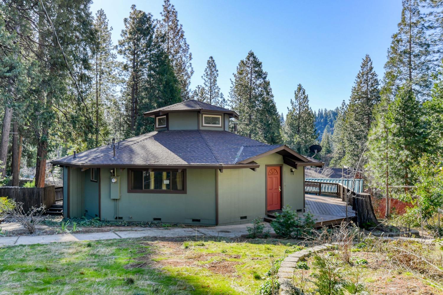 Photo of 26364 Meadow Dr in Pioneer, CA