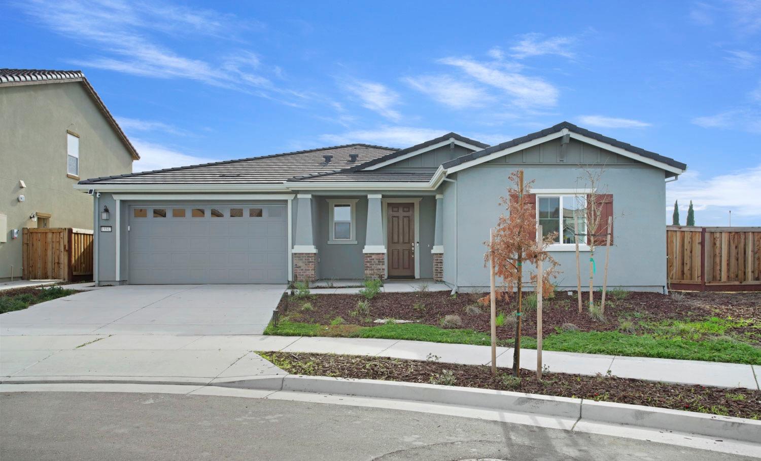 Photo of 15512 Post St in Lathrop, CA