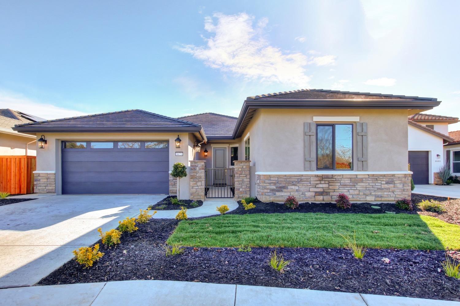 Photo of 8675 Morgan Creek Ln in Roseville, CA