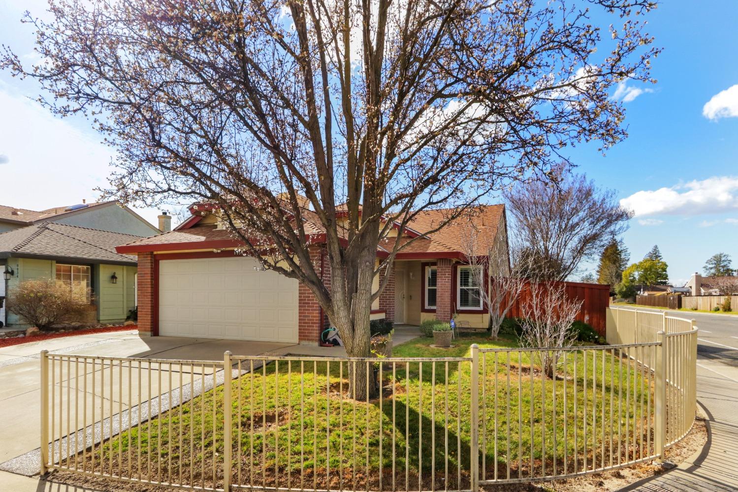 Photo of 8030 Kelty Ct in Sacramento, CA
