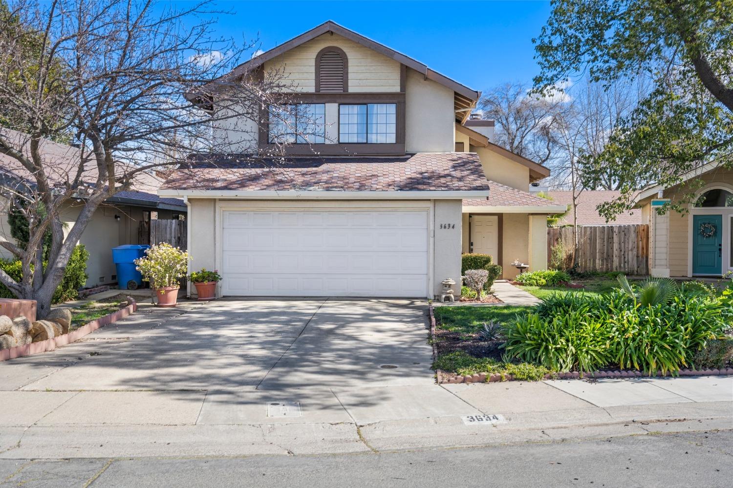Photo of 3634 Rio Pacifica Wy in Sacramento, CA