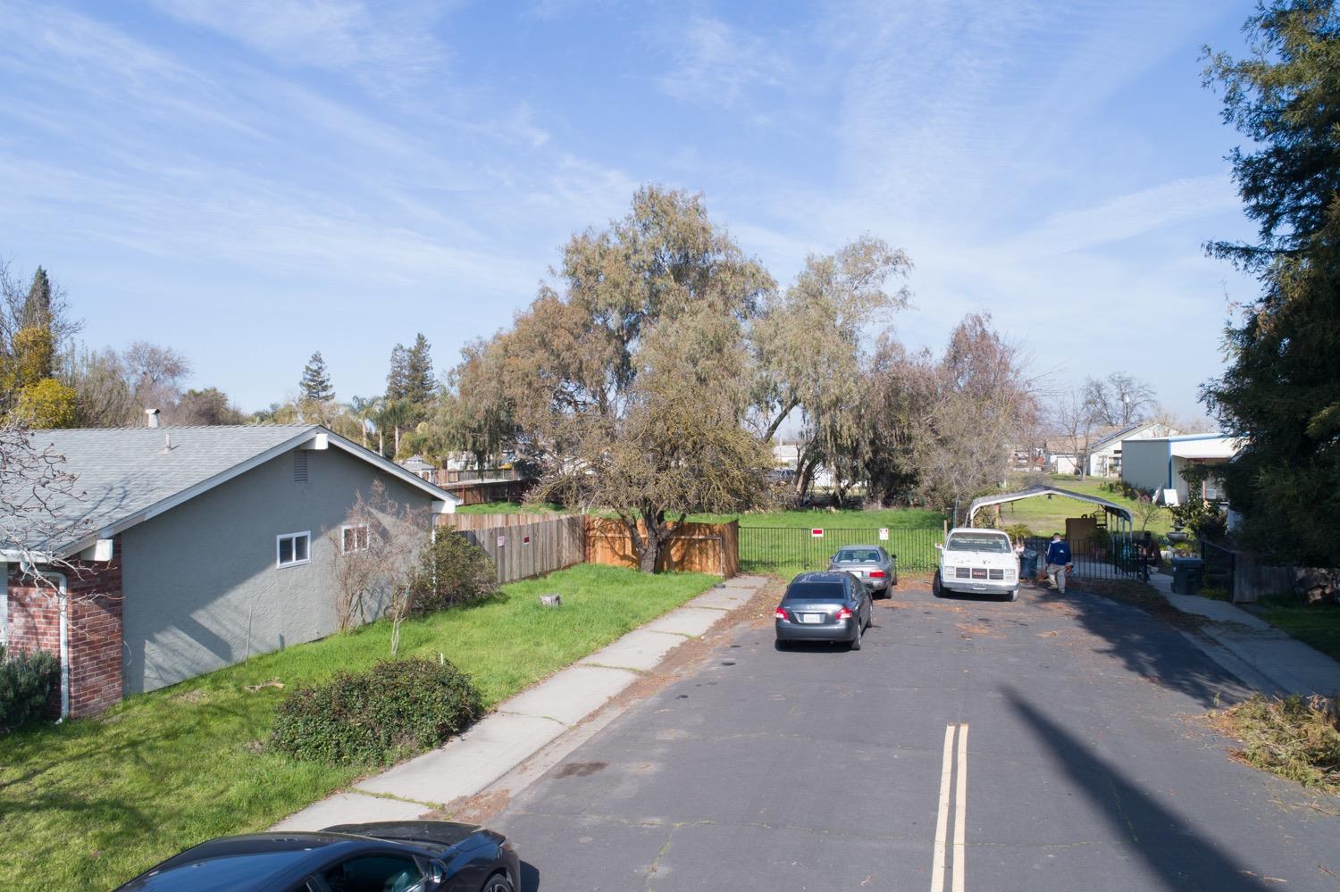 Northland Road, Manteca, California image 4