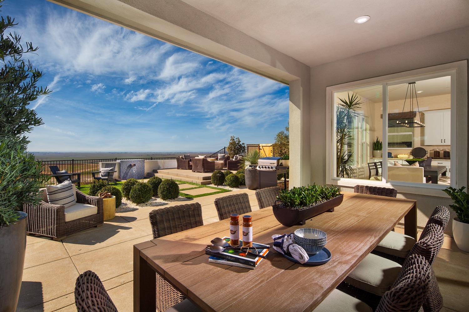 Photo of 14977 Prairie Gold Cir in Folsom, CA