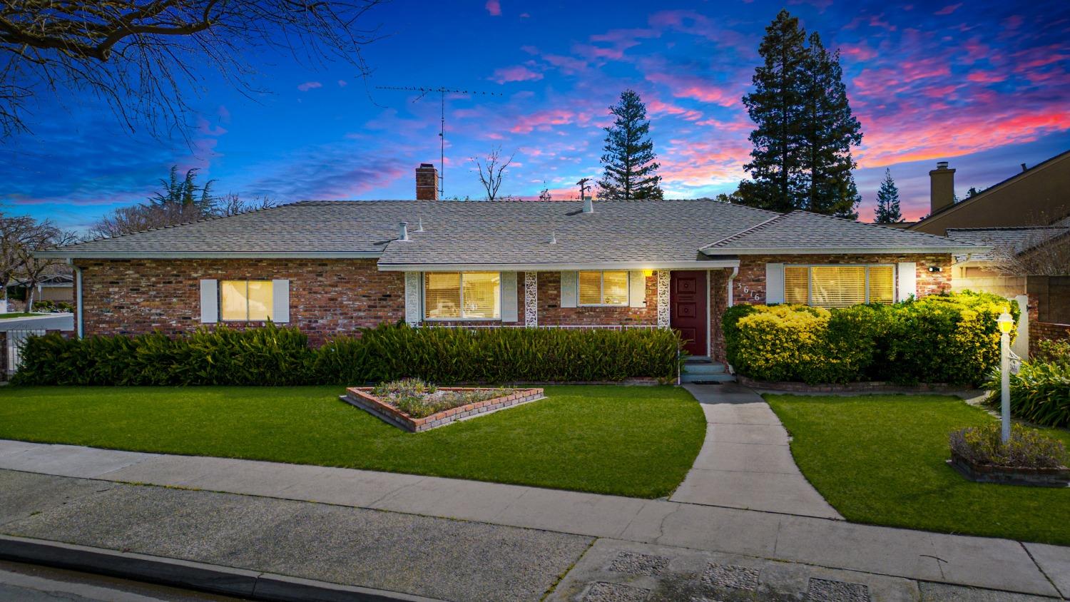 Photo of 3616 Columbine Dr in Modesto, CA