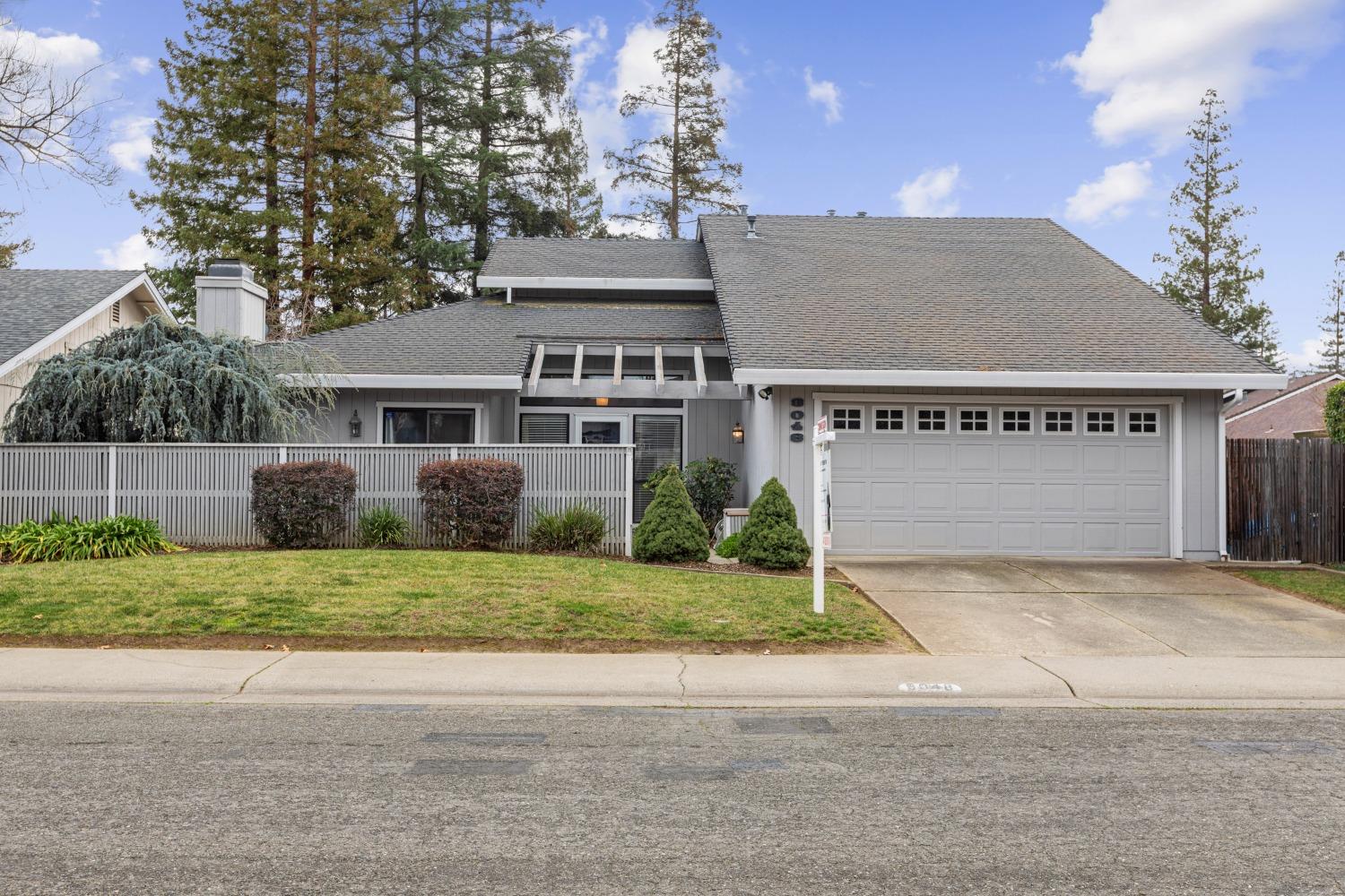 Photo of 3048 Sand Dollar Wy in Sacramento, CA