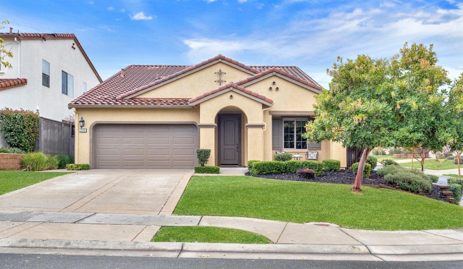 Photo of 3559 Rosecrest Cir in El Dorado Hills, CA