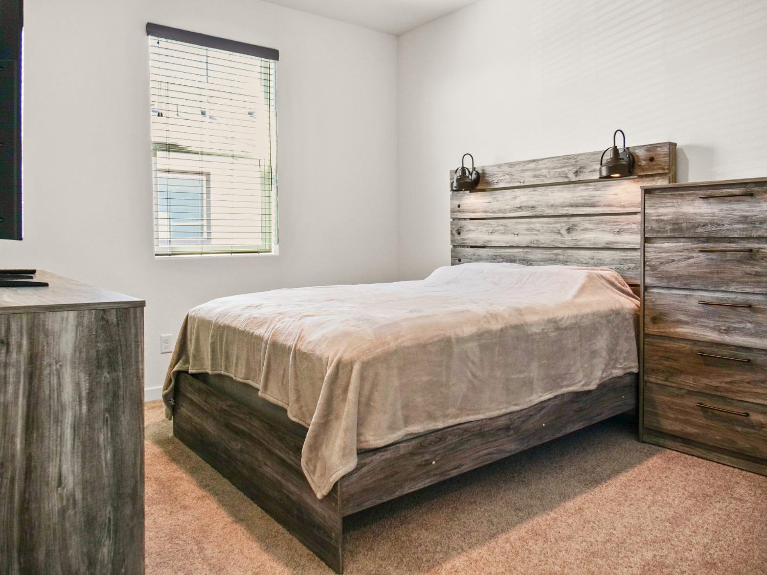 Photo #8: 223016052 Listing 