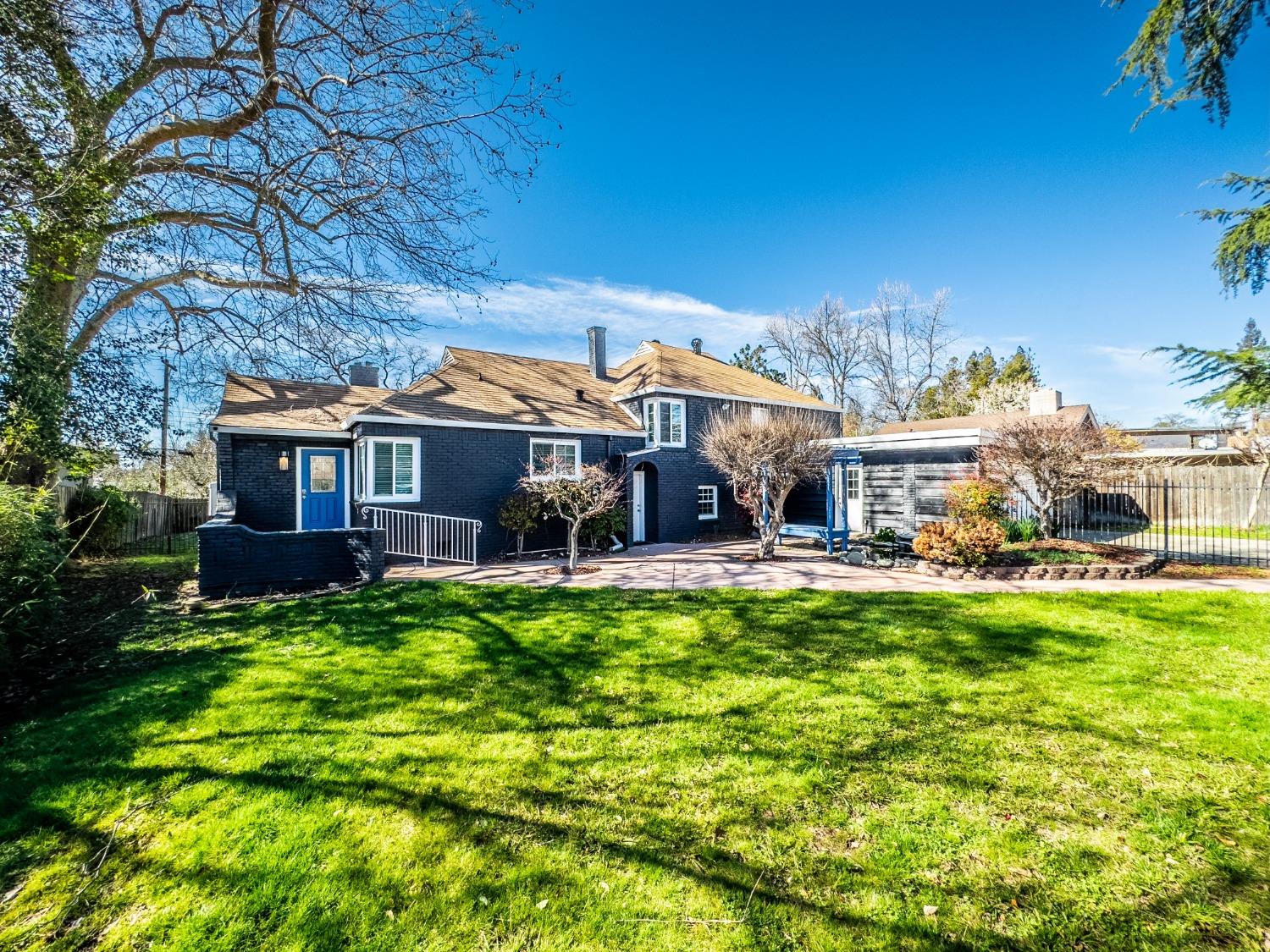 Photo of 6017 Leafwood Dr in Carmichael, CA