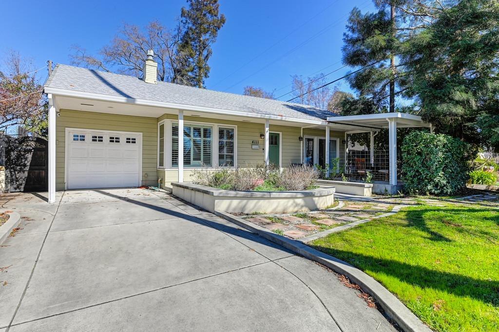 Photo of 4111 Lusk Dr in Sacramento, CA