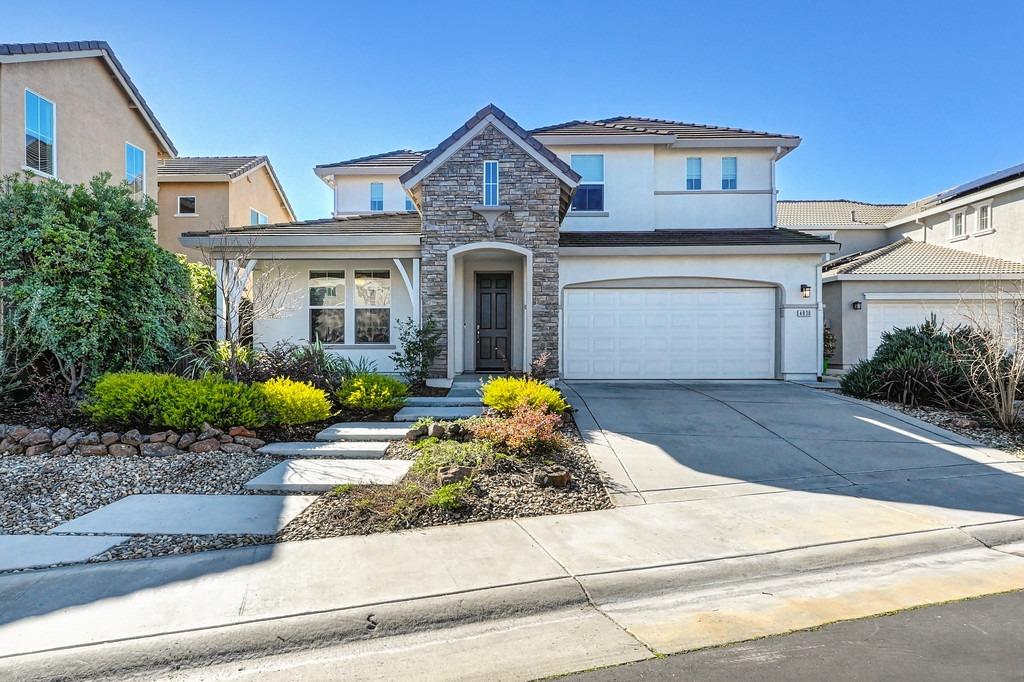 Photo of 4830 Crown Bench Cir in Elk Grove, CA
