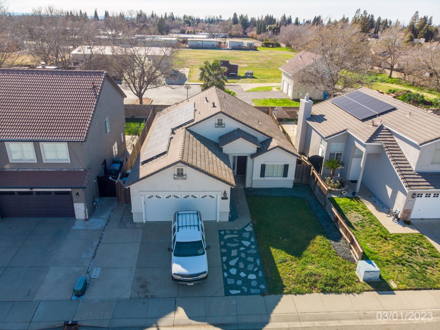 Photo of 1700 Magnolia Dr in Yuba City, CA