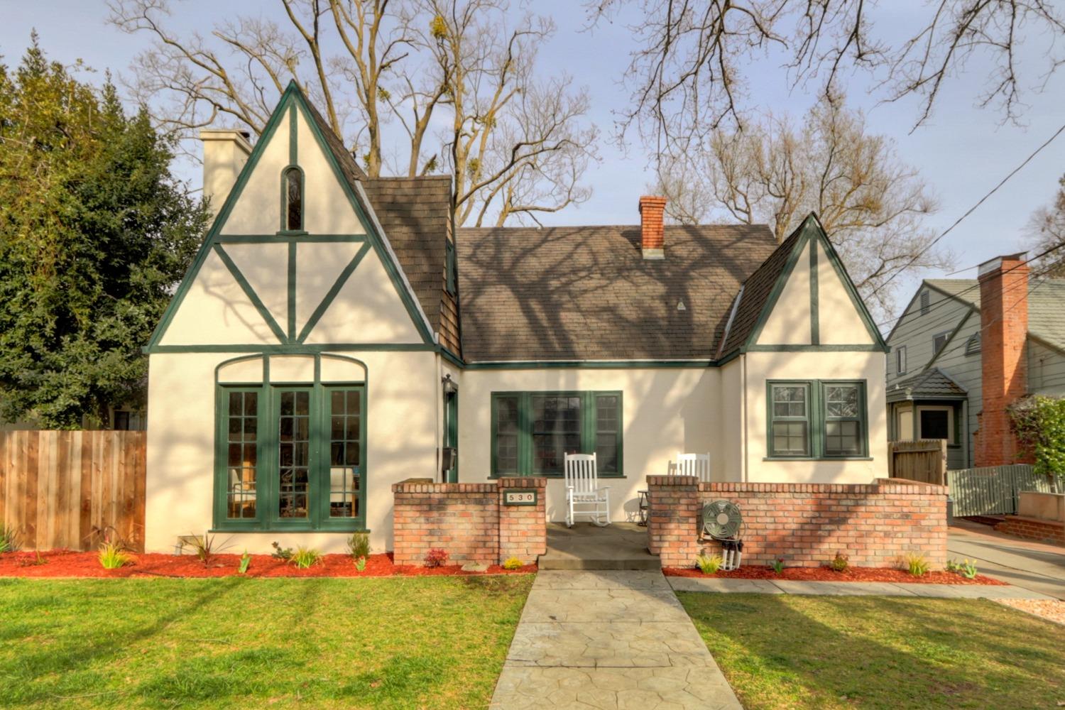 530 F Street, Davis, CA 95616