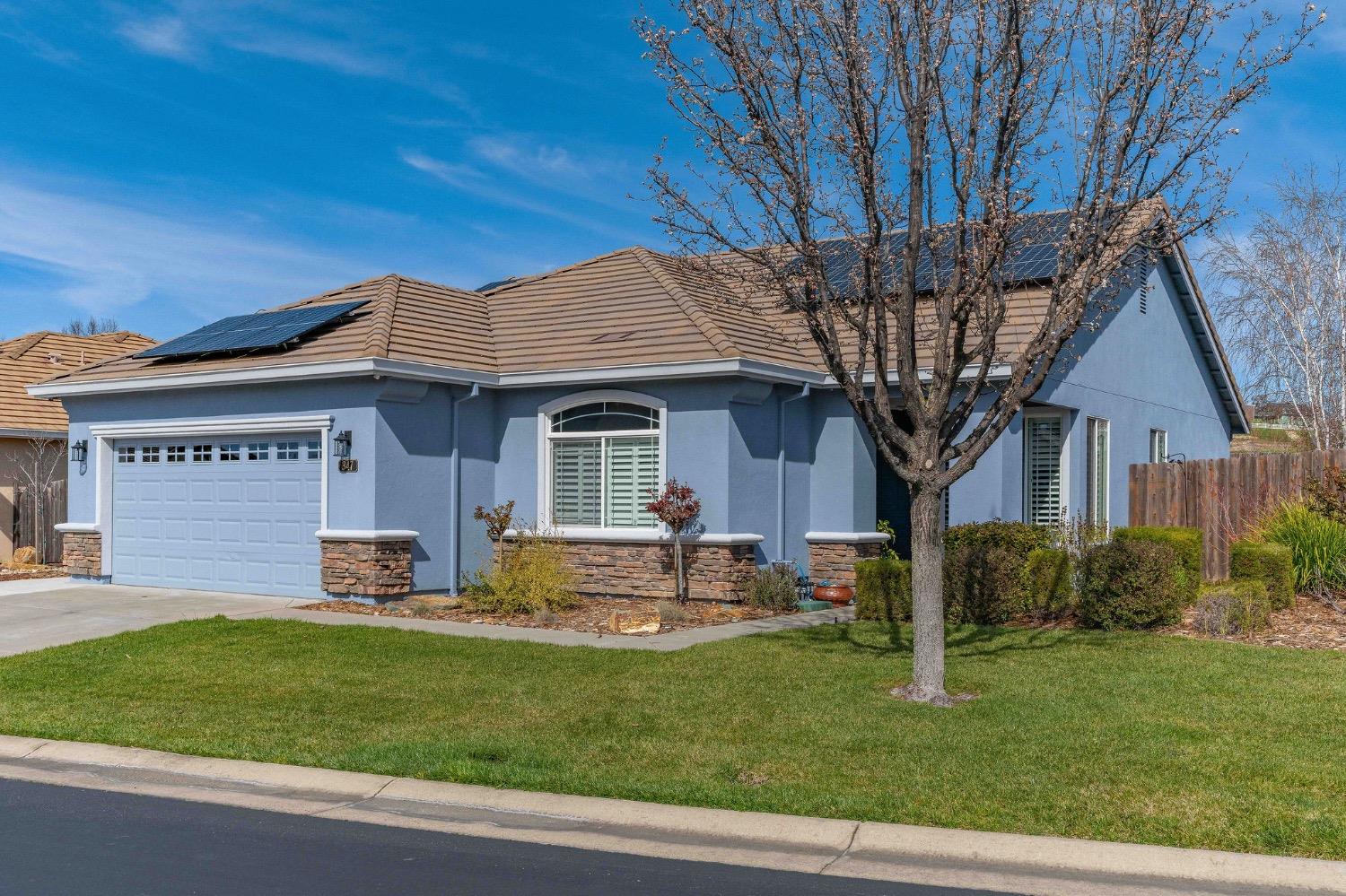 Photo of 347 Gold Creek Dr in Valley Springs, CA