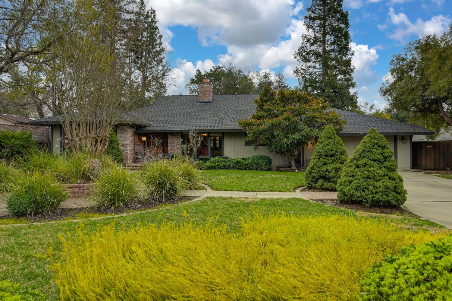 Photo of 3806 Winding Creek Rd in Sacramento, CA