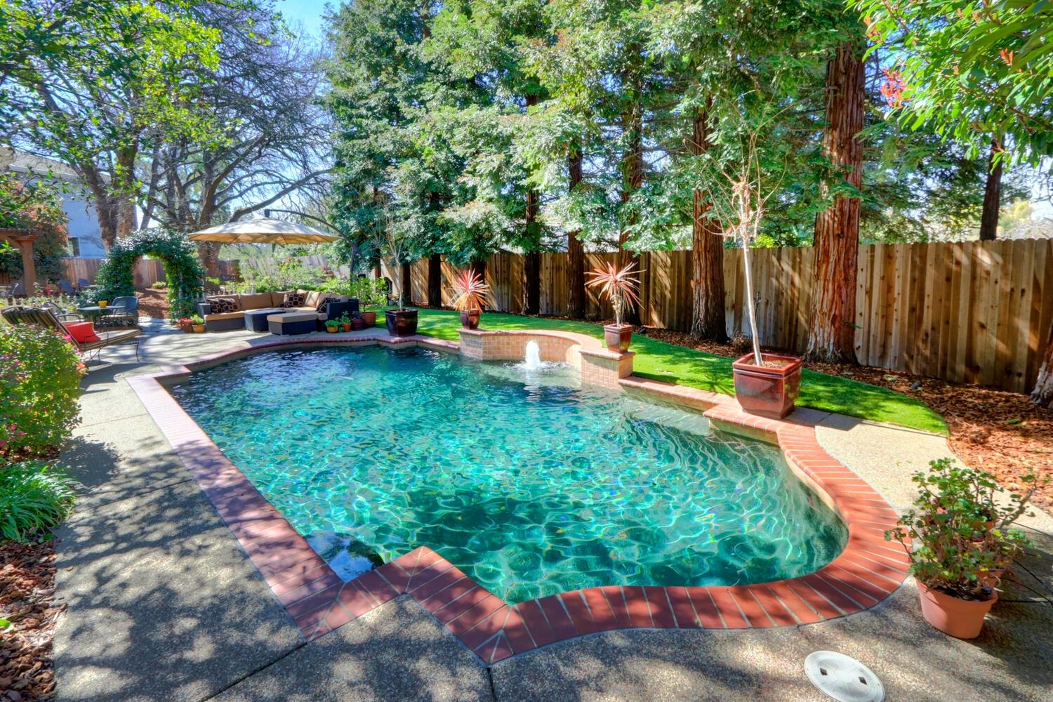 Photo of 4809 Hangar Ct in Fair Oaks, CA