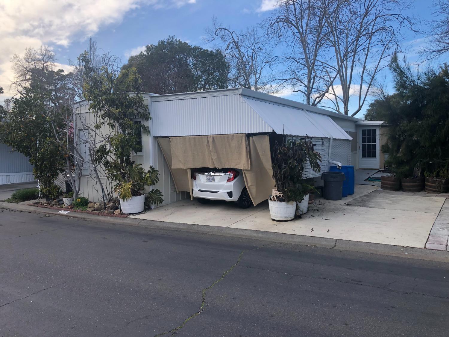 Photo of 120 Full Cir in Davis, CA