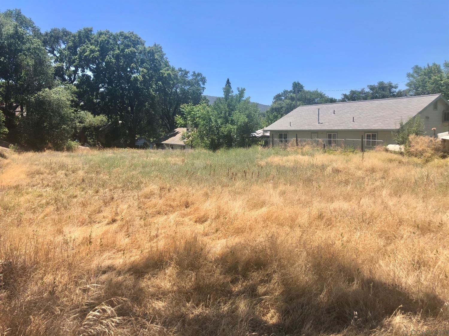 Photo of 312 Lewis Ave in San Andreas, CA