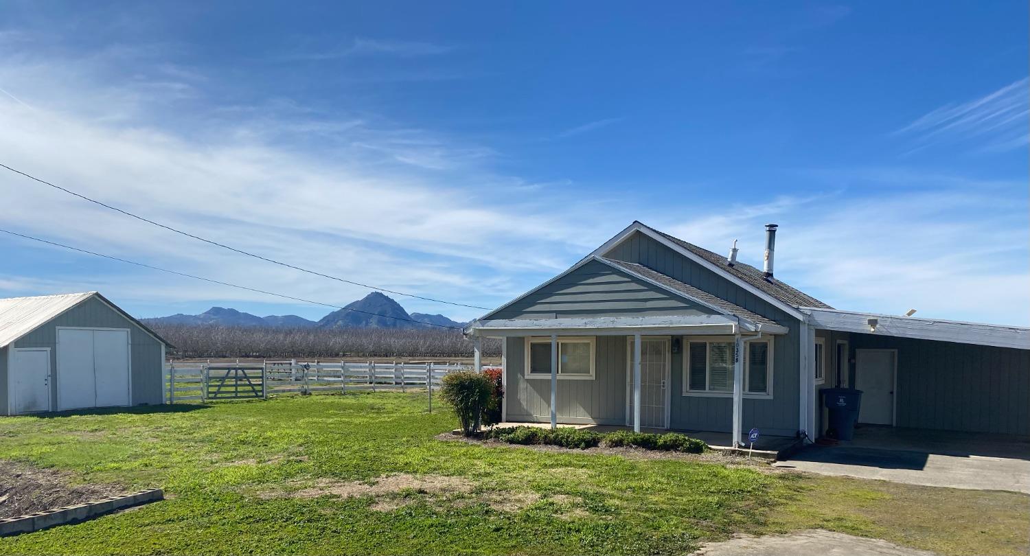 Photo of 10358 Krehe St in Live Oak, CA