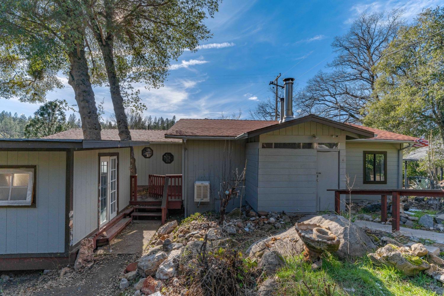 Photo of 14630 Spring Ln in River Pines, CA