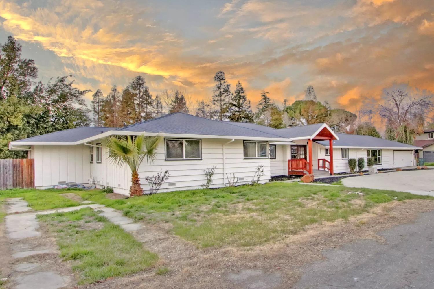 Photo of 603 S Barrett Rd in Yuba City, CA