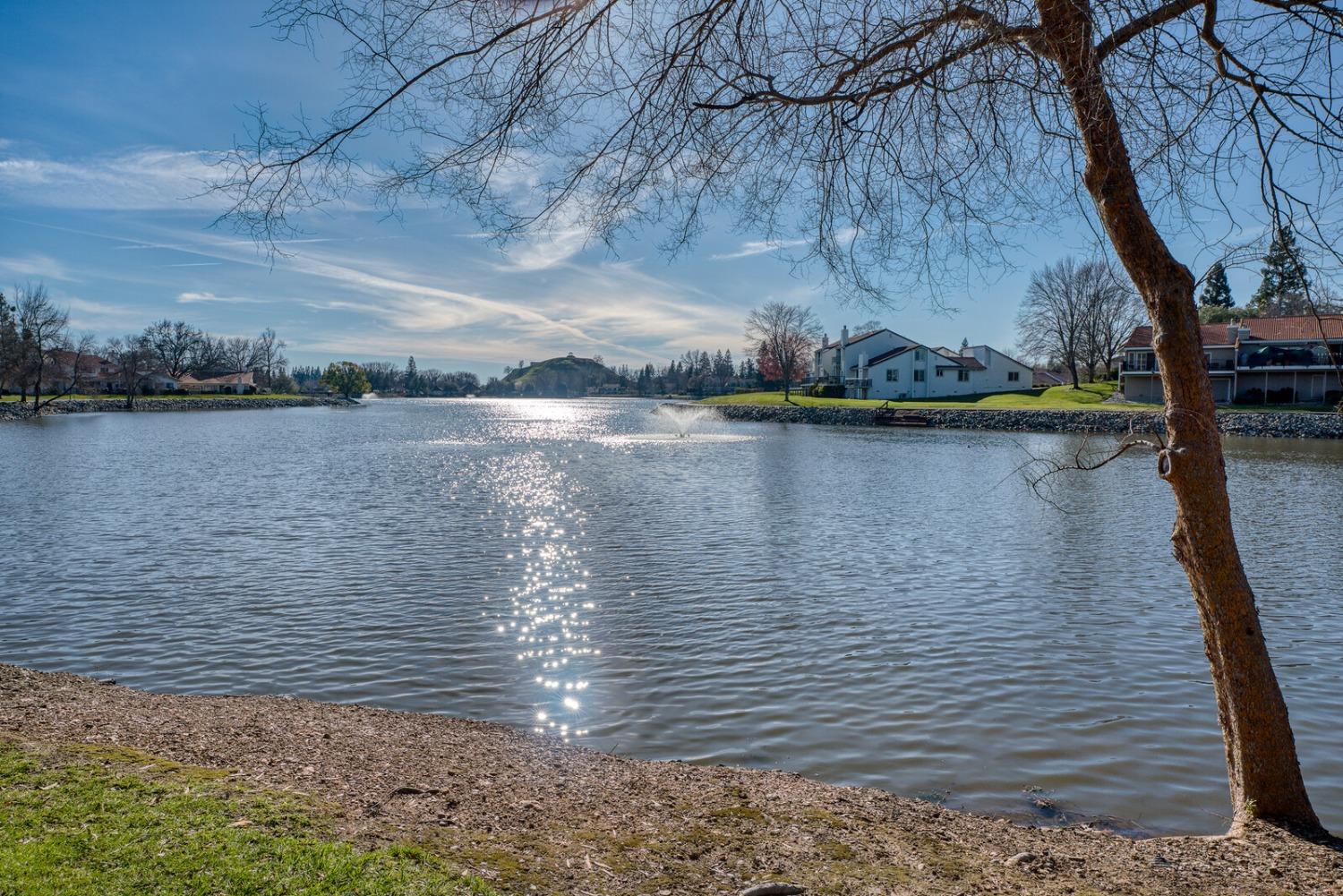Photo of 15016 Lago Dr in Rancho Murieta, CA