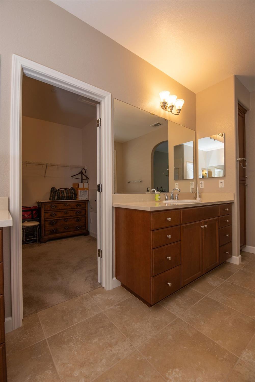 Detail Gallery Image 35 of 69 For 1493 Riva Trigoso Dr, Manteca,  CA 95337 - 4 Beds | 3/1 Baths