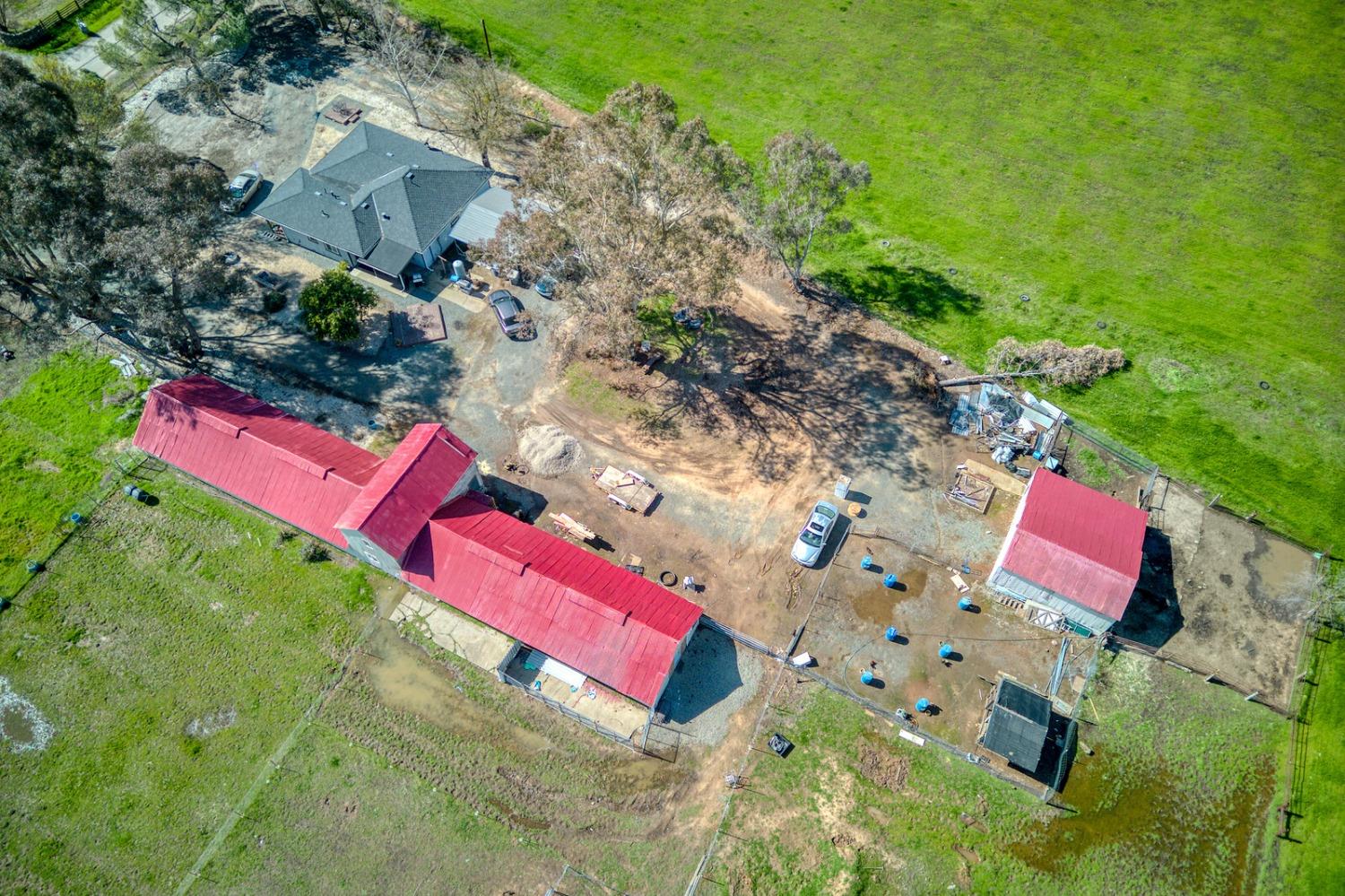 Photo of 12289 Woods Rd in Wilton, CA