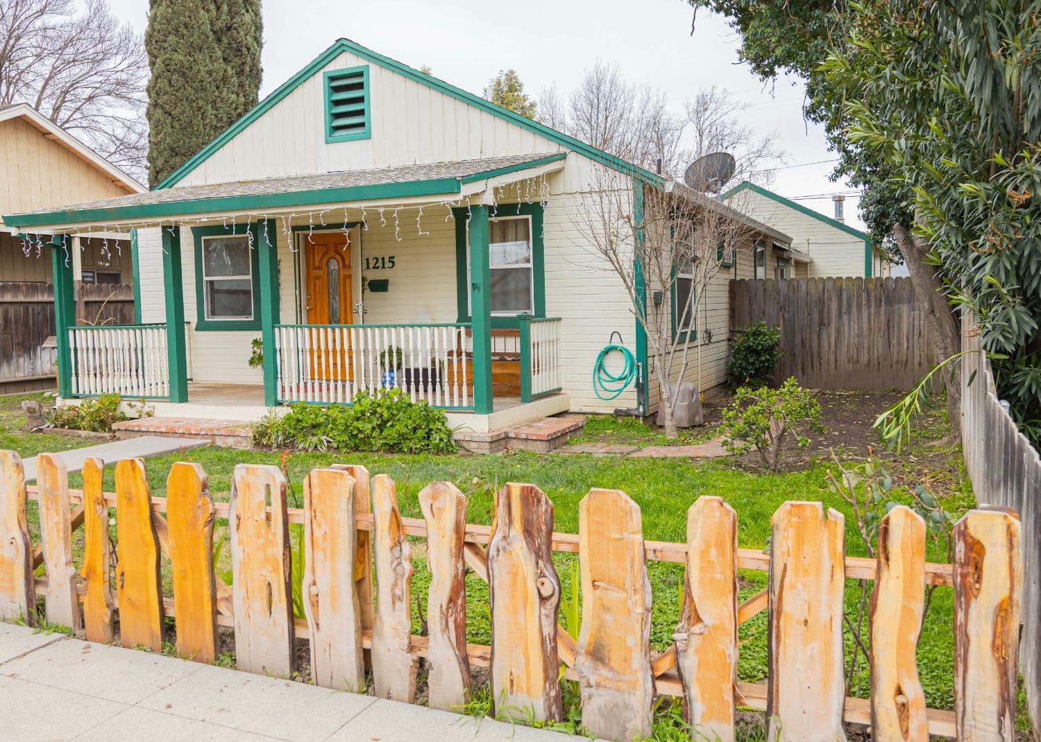 Photo of 1215 Jay St in Colusa, CA
