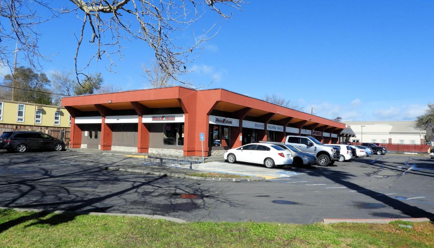 Photo of 505 L St in Davis, CA