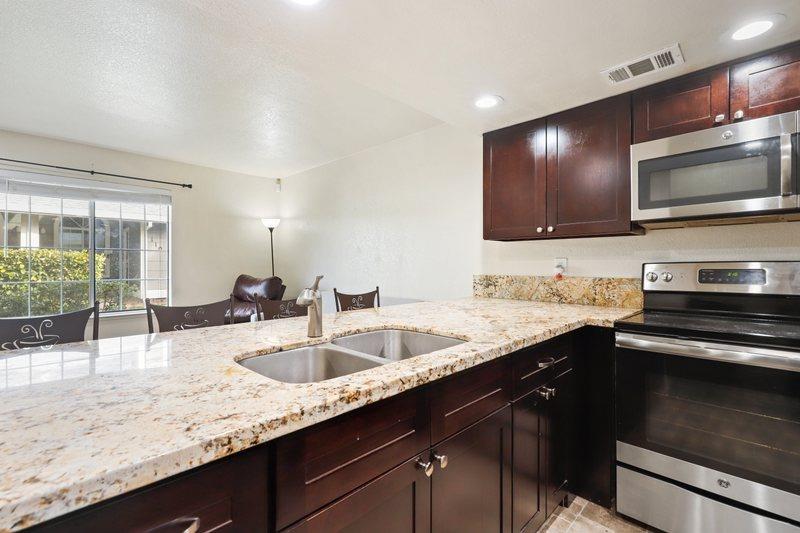 Photo #6: 223015673 Listing 