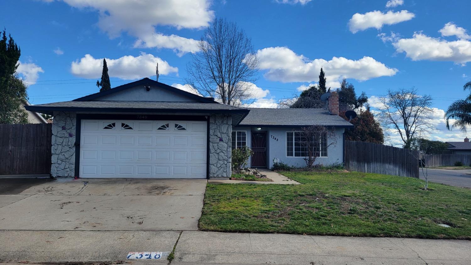 Photo of 7348 Verdugo Wy in Sacramento, CA