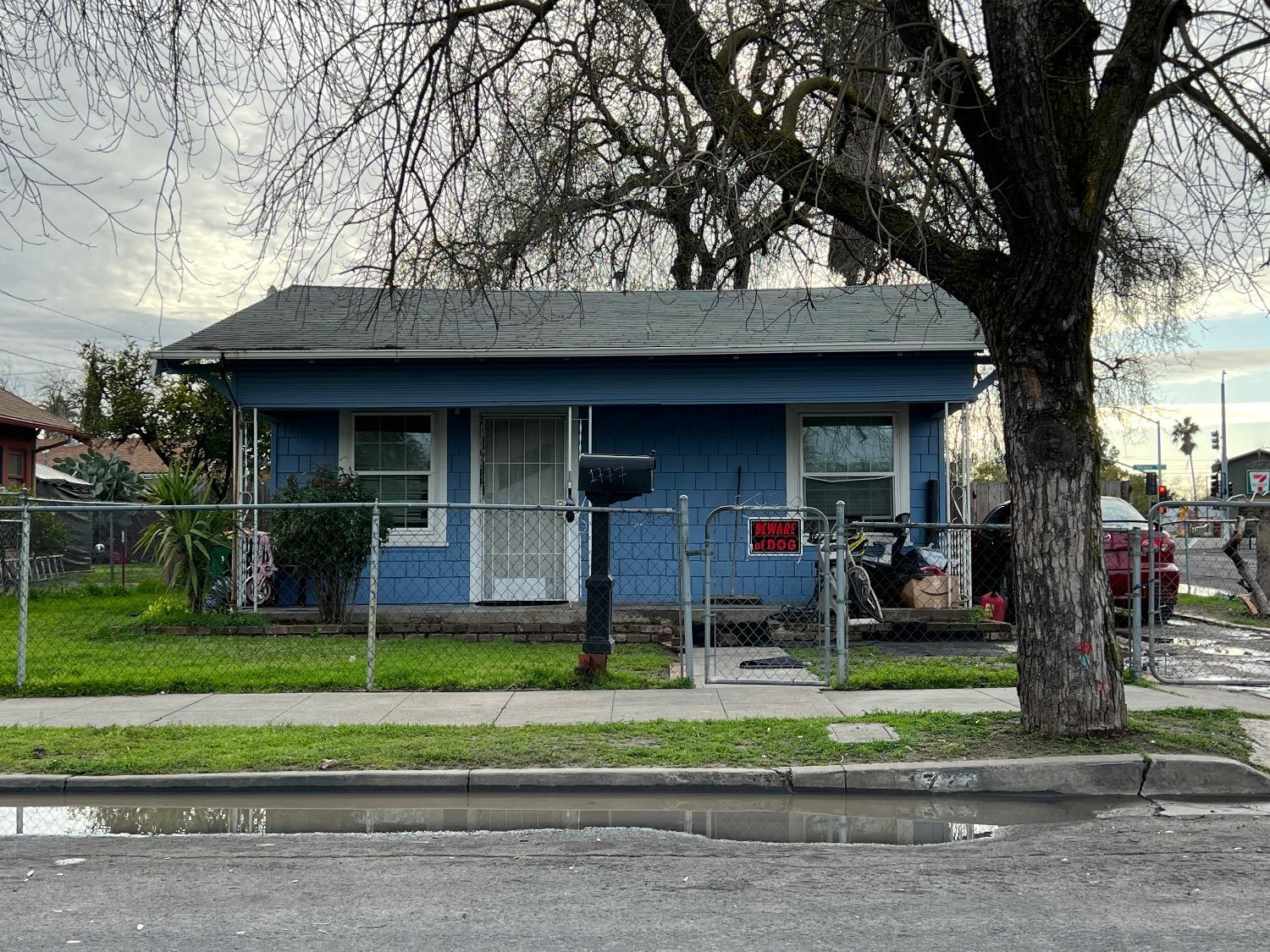 Photo of 1777 School Ave in Stockton, CA