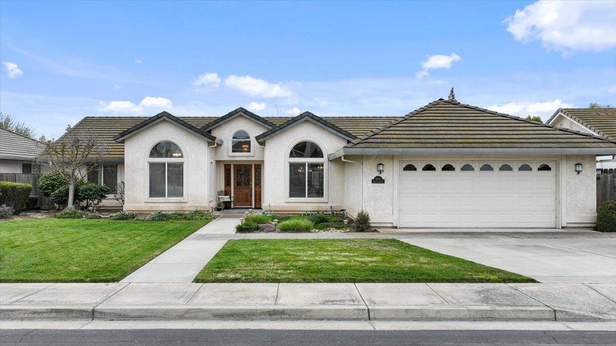 Photo of 808 Milgeo in Ripon, CA