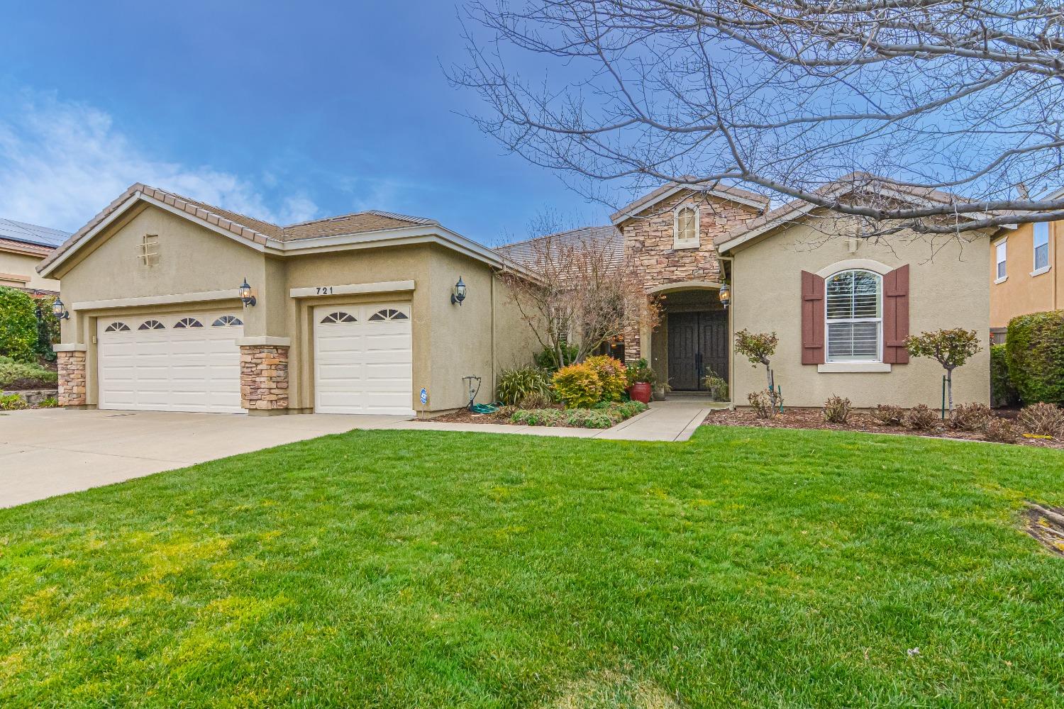 Detail Gallery Image 1 of 1 For 721 Ponta Delgado Ct, El Dorado Hills,  CA 95762 - 4 Beds | 3 Baths