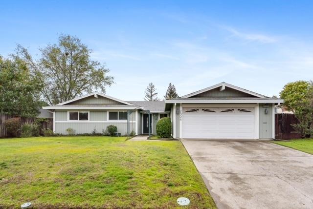 This cozy single-story home is a gem within Citrus Heights. This move-in-ready property has very spa