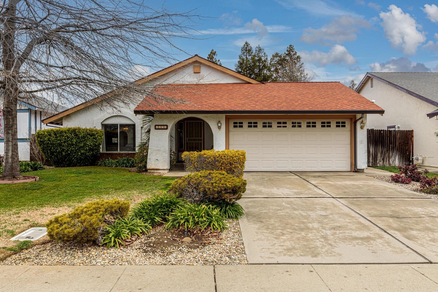 Photo of 1171 Rudger Wy in Sacramento, CA