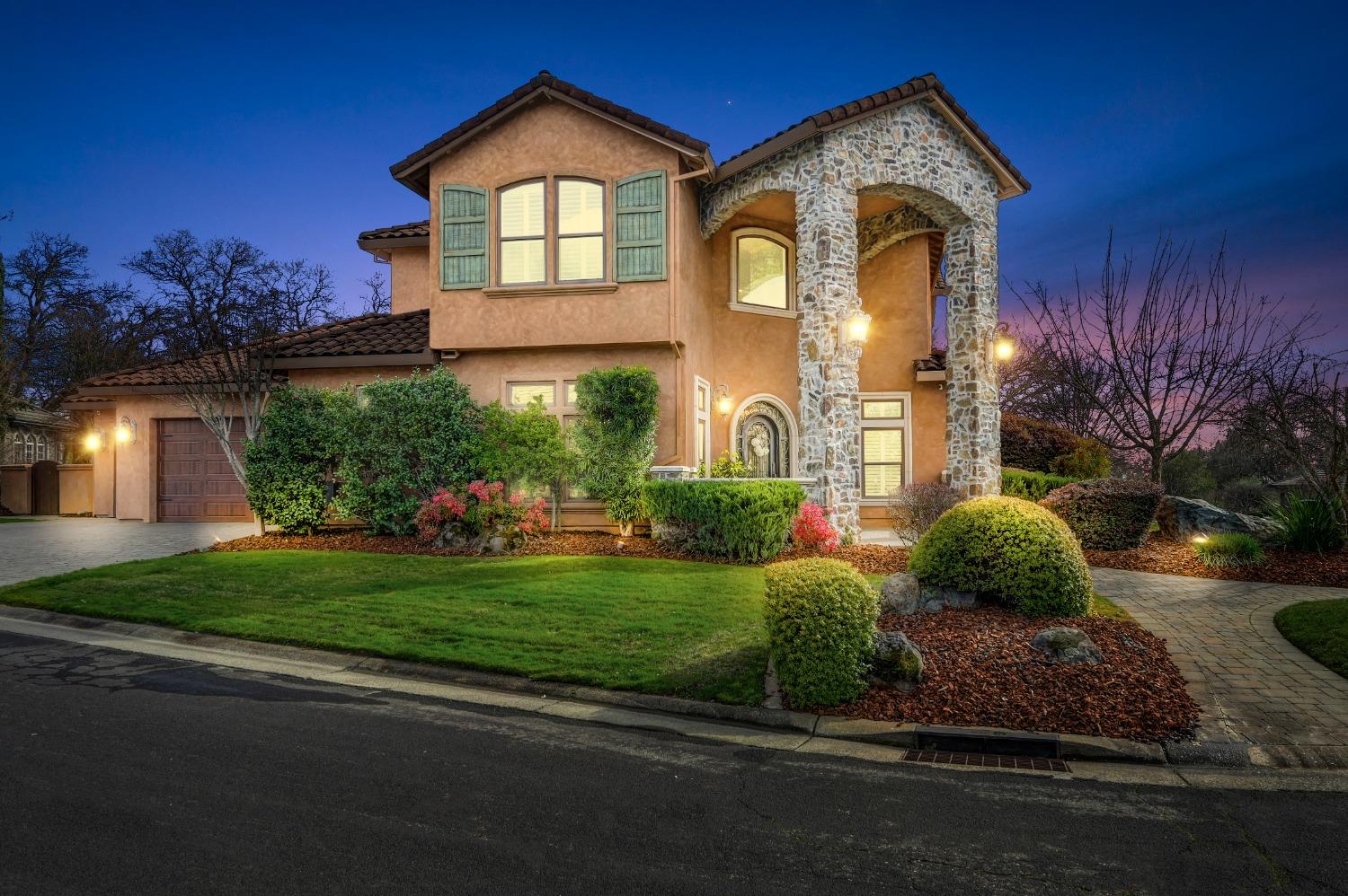 Photo of 15374 De La Cruz Dr in Rancho Murieta, CA