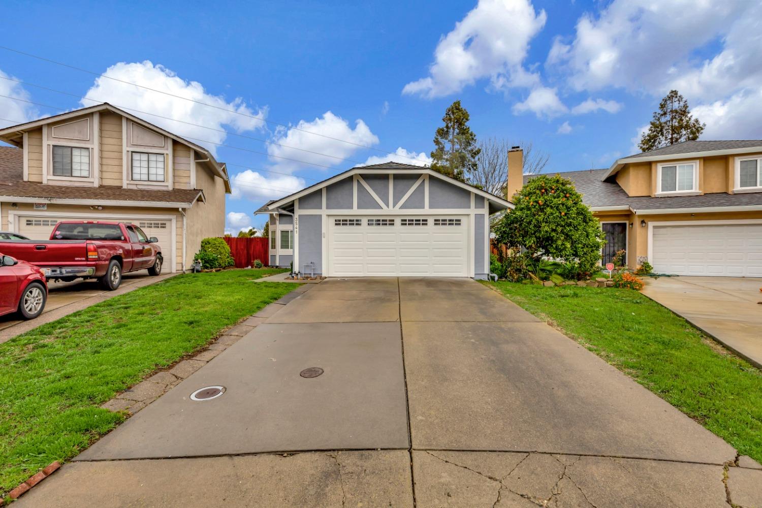 Photo of 3541 Rancho Rio Wy in Sacramento, CA
