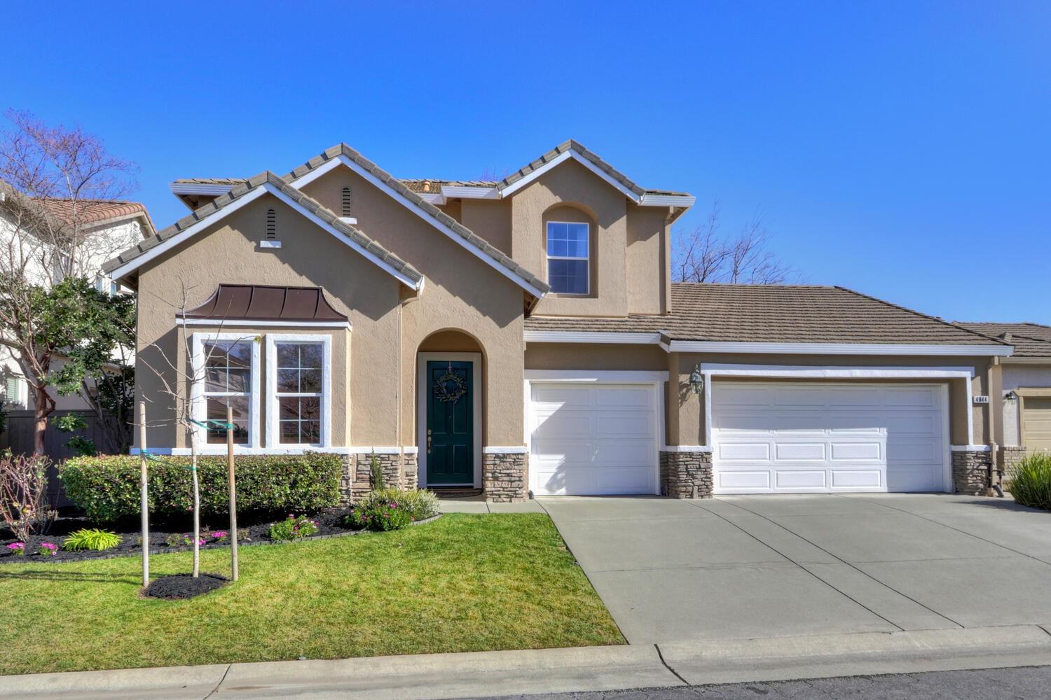 Photo of 4844 Verena Ln in Sacramento, CA