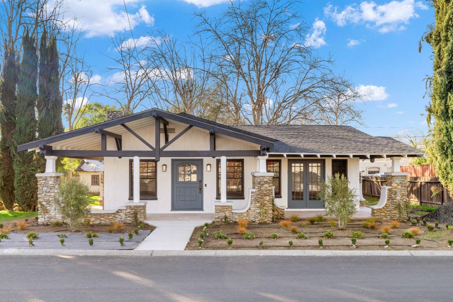 Photo of 104 King Rd in Roseville, CA