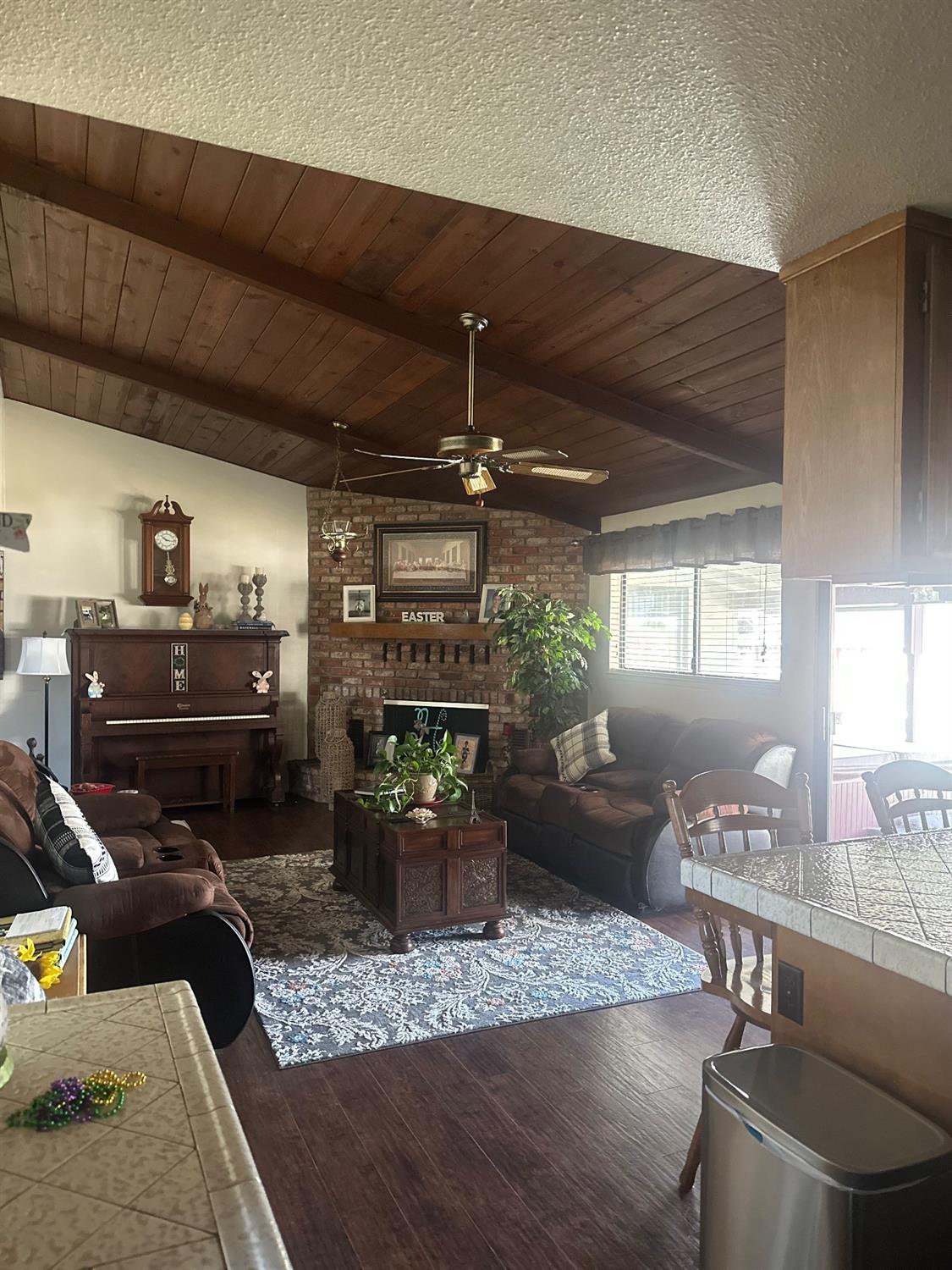 Detail Gallery Image 8 of 20 For 3825 Marigold Ln, Modesto,  CA 95356 - 3 Beds | 2 Baths