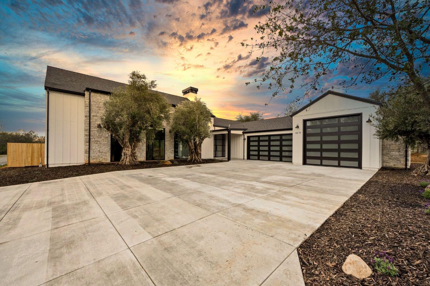 Photo of 4479 Laird Rd in Loomis, CA