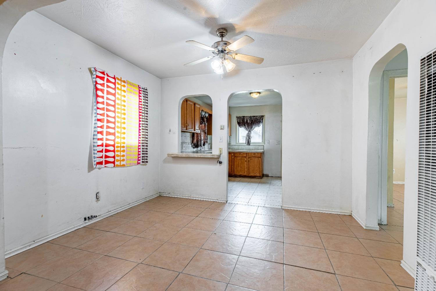 Detail Gallery Image 6 of 34 For 524 Sunset Ave, Modesto,  CA 95351 - 3 Beds | 2 Baths